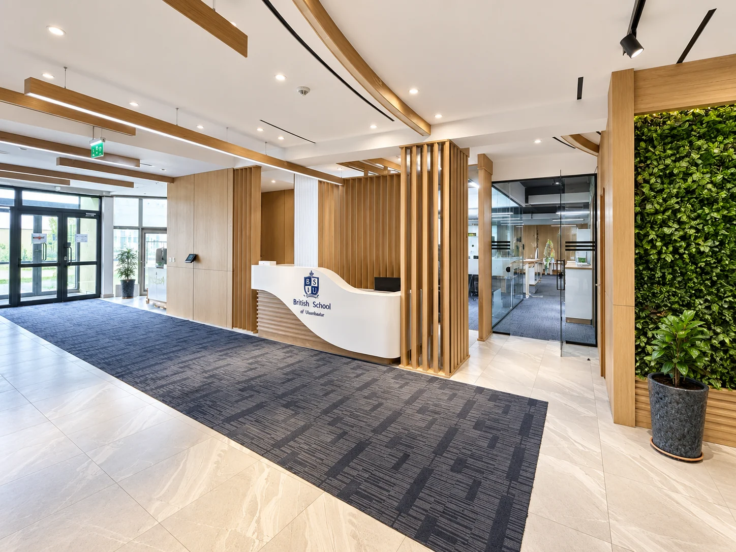 Vestus project 01 listing style